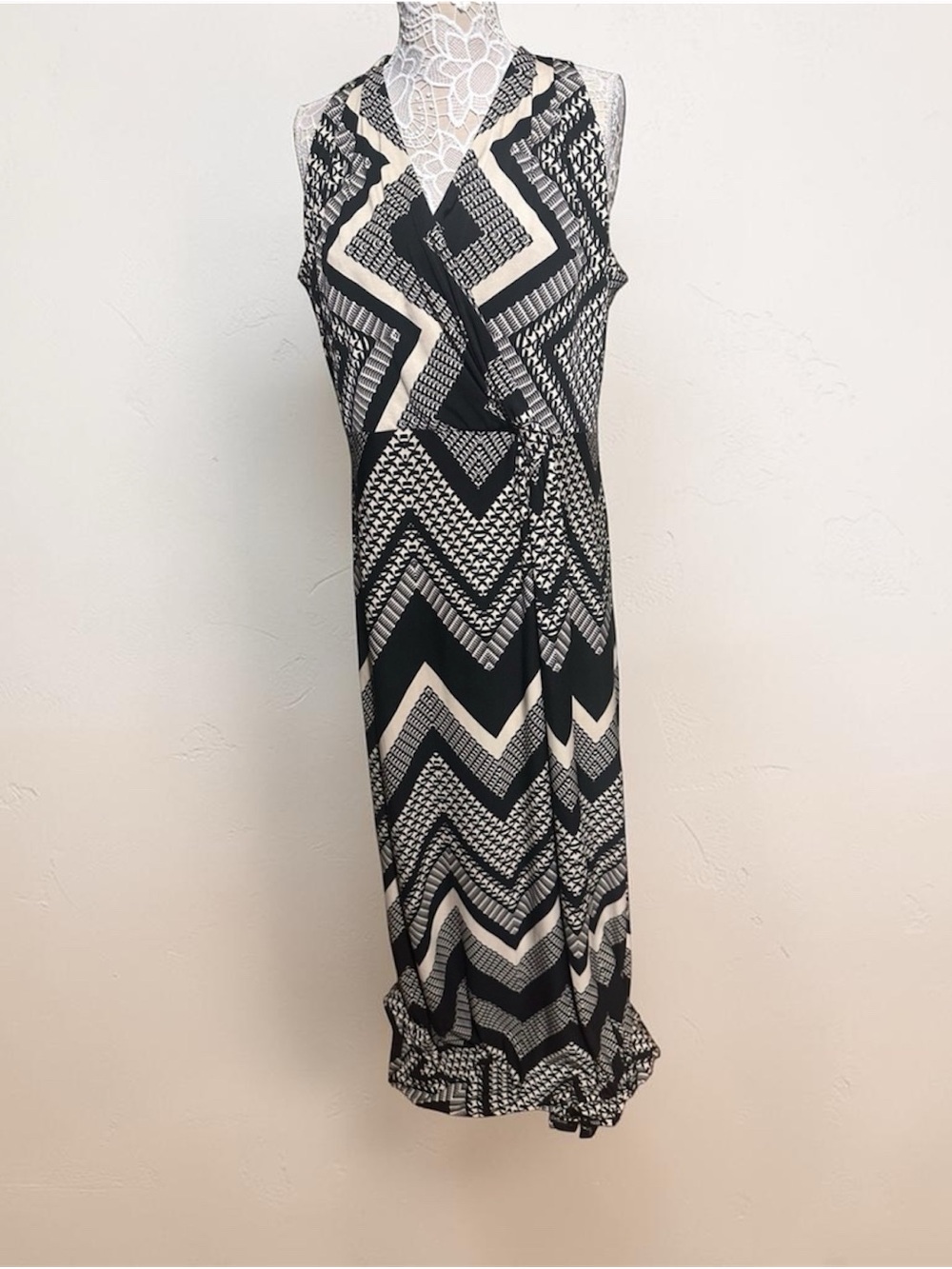 Danny & Nicole Black and Cream Chevron Maxi Dress